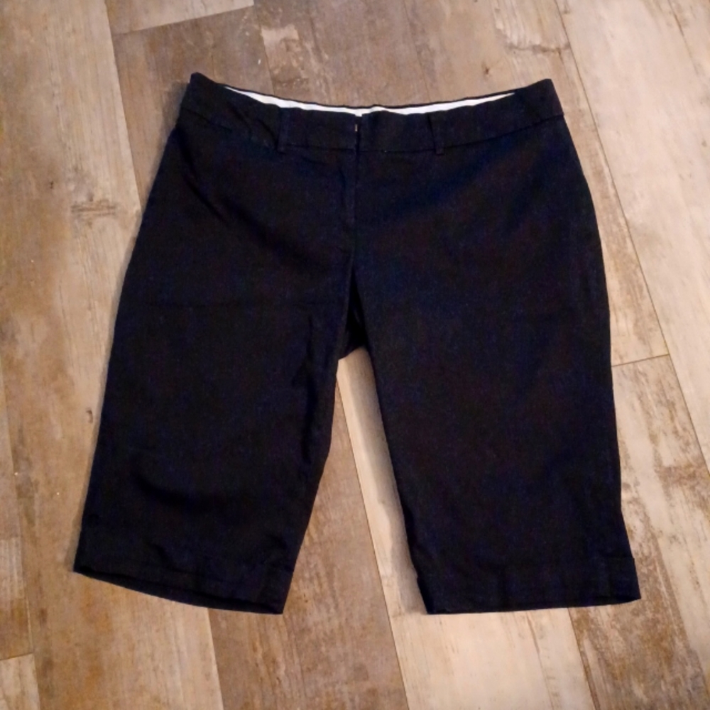 The Limited Cassidy fit Bermuda shorts Black size 12.